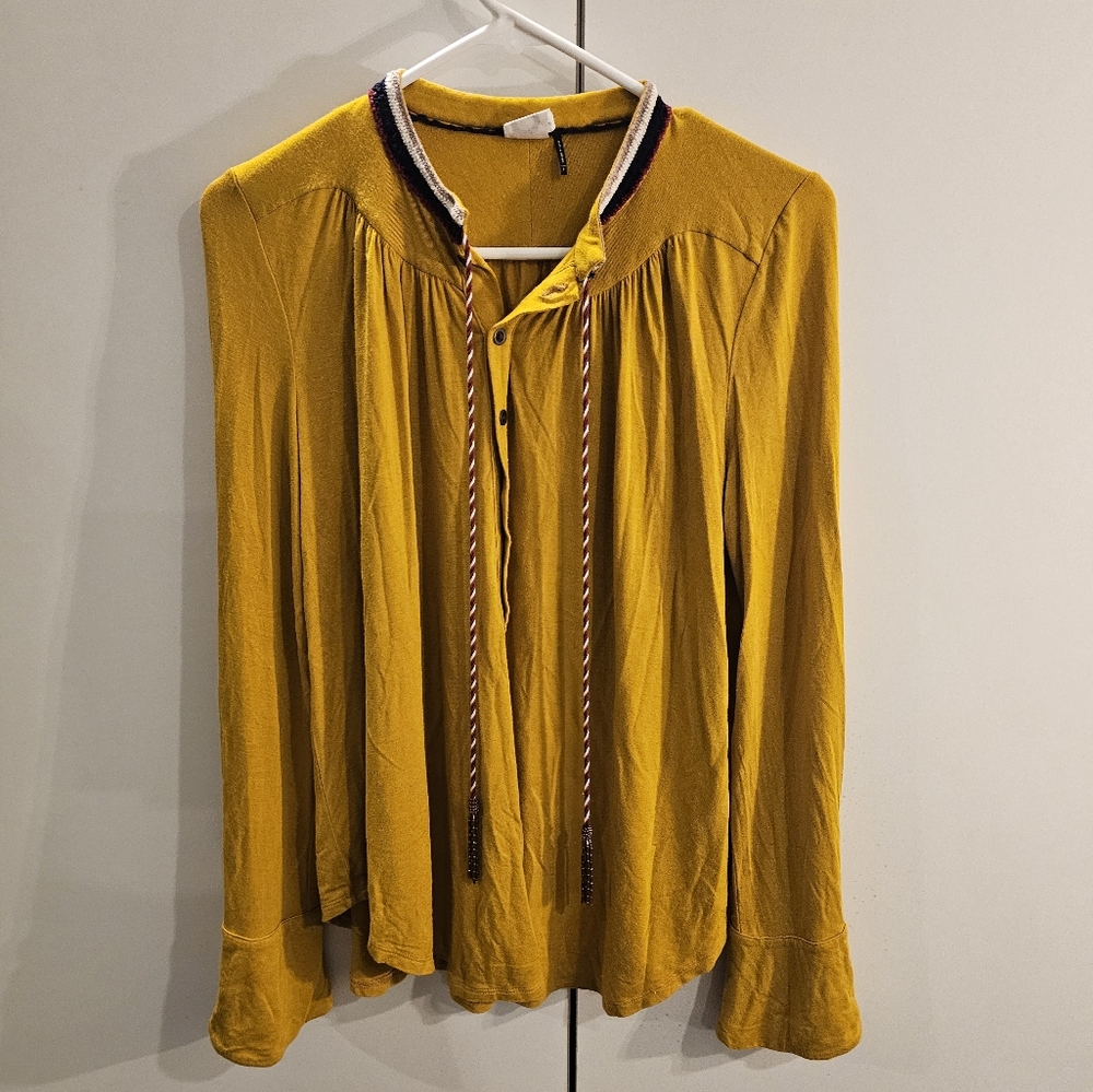 Akemi & Kin Womans Long Sleeve Small Yellow Blouse